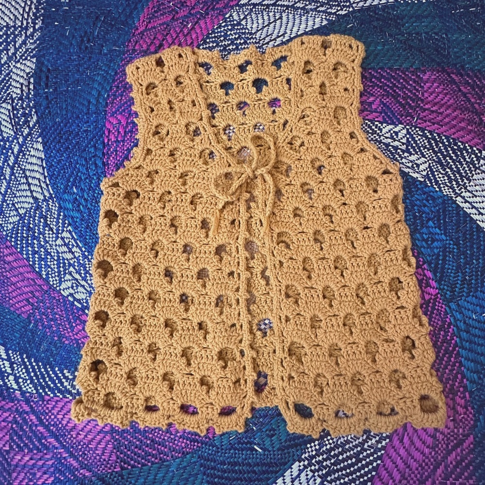 Vintage Hand Knit Mustard Vest Size Medium